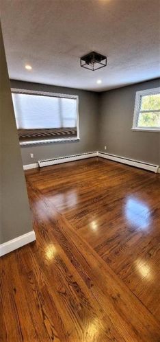 14 Colonial Dr, Warren RI  02885-1709 exterior