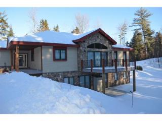 74 Country Xing, Grahamville, VT 05149-4421