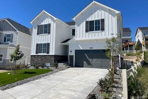 27404 Roxbury Pl, Denver CO  80016 exterior