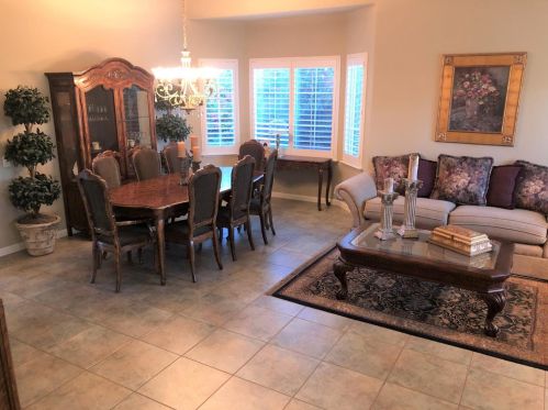 2114 Woodbine Ave, Manteca, CA 95337-8986