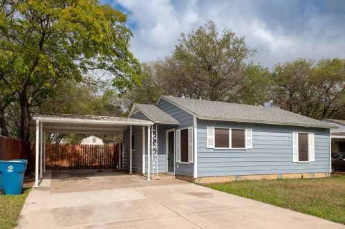 1609 Corrin Ave, Fort Worth TX  76131-1009 exterior