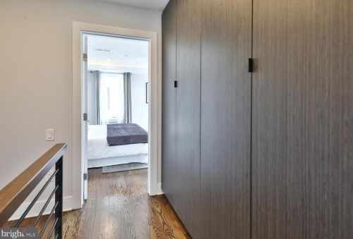 431 20 St, Philadelphia PA 19144-2401 exterior