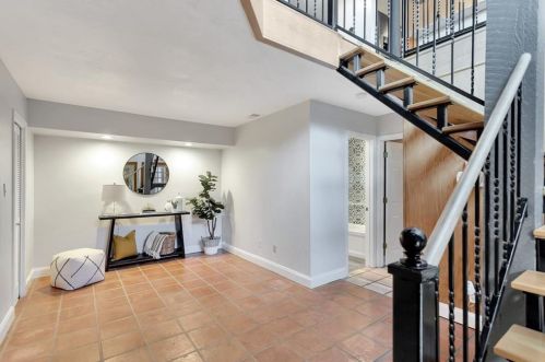 7037 Comanche Trl, Austin TX  78732-1006 exterior