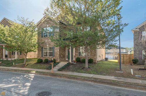 13 Valencia Ln, Newnan, GA 30263-1196