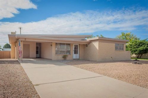 2 Deborah Dr, Roswell, NM 88201-6586