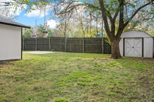 4801 Selkirk Dr, Fort Worth TX  76109-5043 exterior