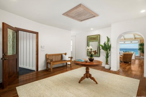 4139 Black Point Rd, Honolulu HI  96816-4846 exterior