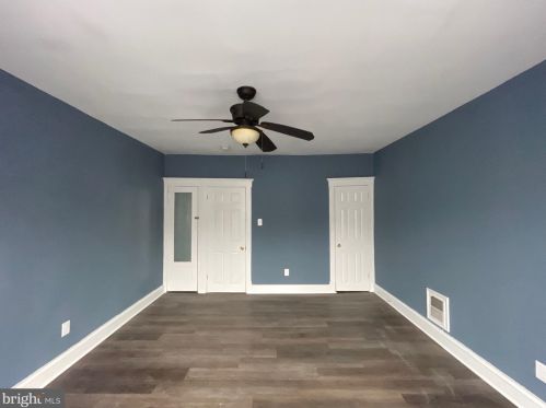 430 Erie St, Camden NJ  08102-2504 exterior