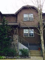 10551 Windwood Way, Portland OR  97225-7065 exterior