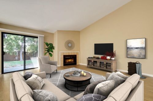 9316 Aizenberg Cir, Elk Grove, CA 95624-1654
