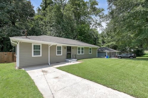 2835 Horse Shoe Dr, Atlanta GA  30316-4219 exterior