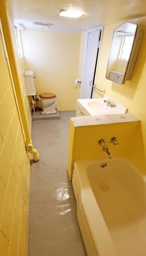 121 Forrer St, Cincinnati OH 45215-3049 exterior