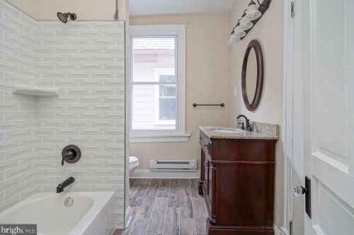 114 Ctr St, Camden NJ  08109-2201 exterior