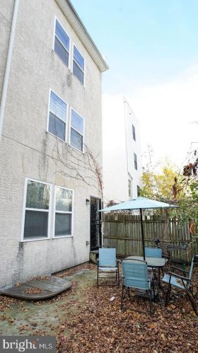 1825 18th St, Philadelphia PA  19121-3309 exterior