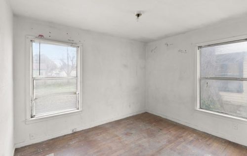 3111 51 St, Dallas TX  75216-7344 exterior