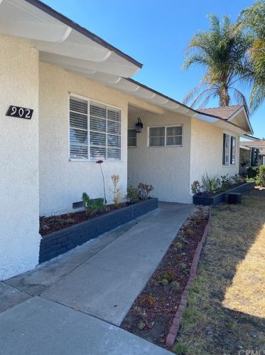 902 Birchleaf Dr, Anaheim, CA 92804-3906