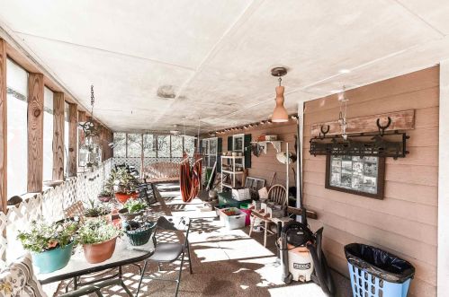 220 Nectarine Dr, Newnan, GA 30265-1758