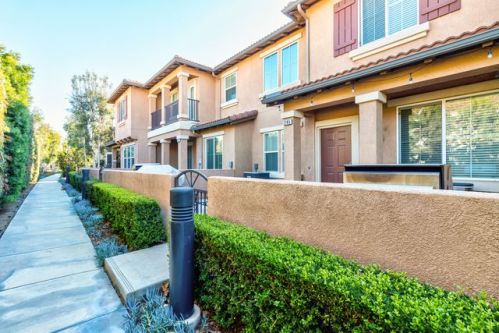 245 Linden Dr, Orange, CA 92865-5010
