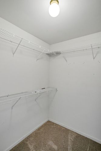 841 Tamarac Dr, Carol Stream IL  60188-4427 exterior