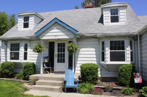 3510 Redwood Blvd, Springfield, OH 45503-5432