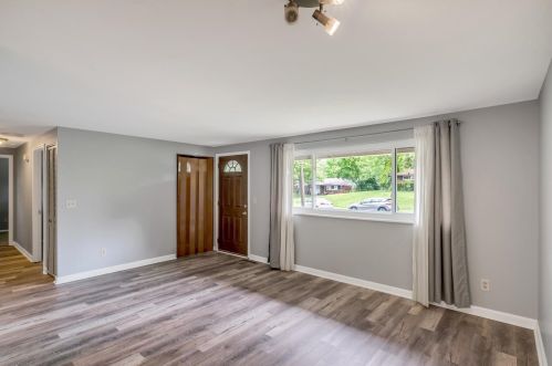 4019 Haverstraw Dr, Cincinnati OH 45241-2608 exterior