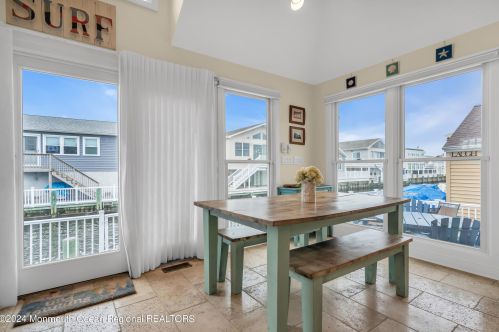 211 Canal Ln, Lavallette NJ  08735-1604 exterior