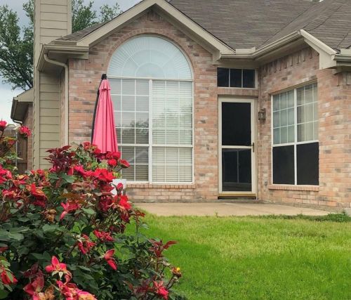 7670 Beaver Head Rd, Fort Worth, TX 76137-5118