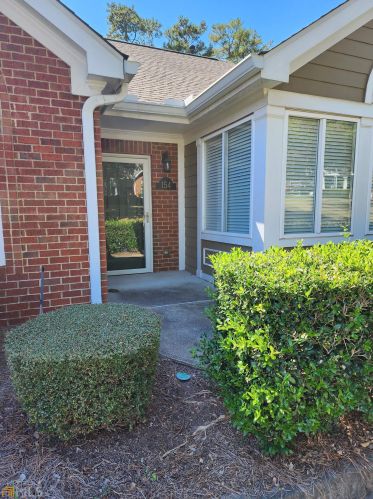 154 Vintage Club Cir, Marietta, GA 30066-3312