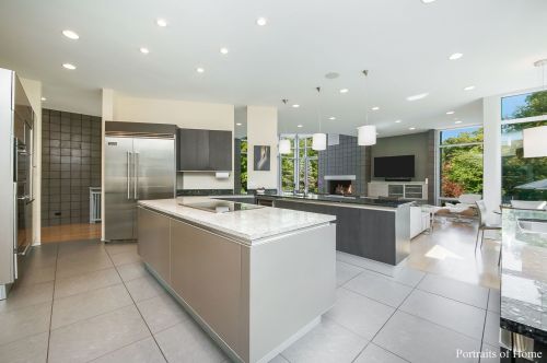 11300 79th St, Willowbrook IL  60527-5107 exterior