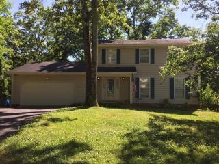 8177 Richland Dr, Hixson, TN 37343-2259