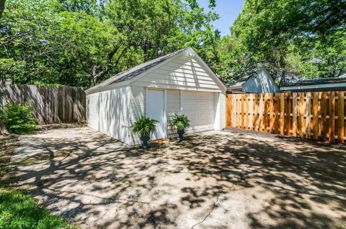 6104 Locke Ave, Fort Worth TX  76116-4635 exterior