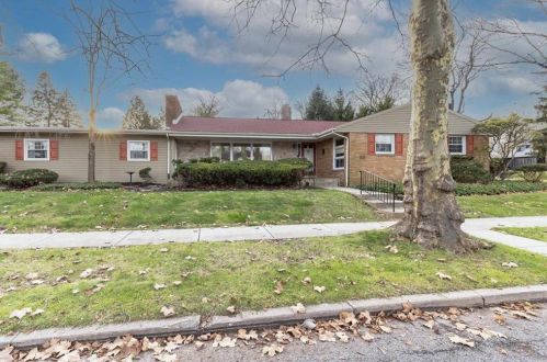 2704 Washington St, Allentown, PA 18104-3865