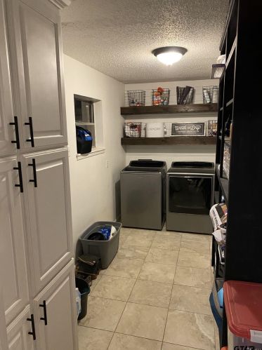 502 Patricia Dr, Leveretts Chapel, TX 75684-1251