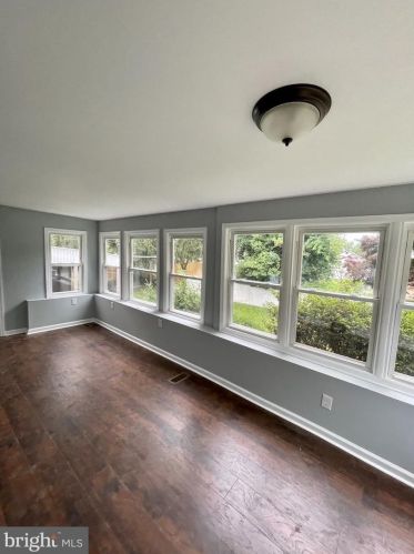 120 Brookside Ave, Trenton NJ  08638-3606 exterior
