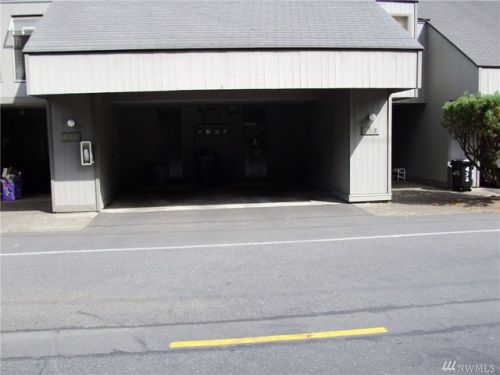 6742 137th Ave, Redmond, WA 98052-9514