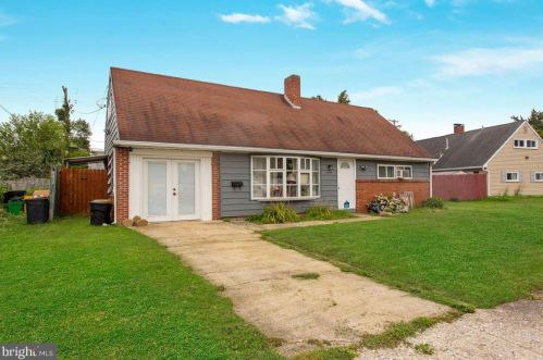 1205 Continental Rd, York, PA 17404-1905