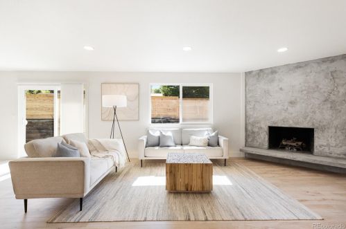 8464 66 Cir, Arvada CO  80007-7592 exterior