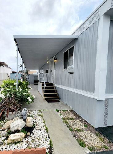 21926 Vermont Ave, Torrance, CA 90502-2135
