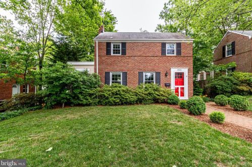 5821 15th Rd, Arlington, VA 22205-2221