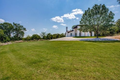 336 Paint Pony Trl, Fort Worth, TX 76108-4227