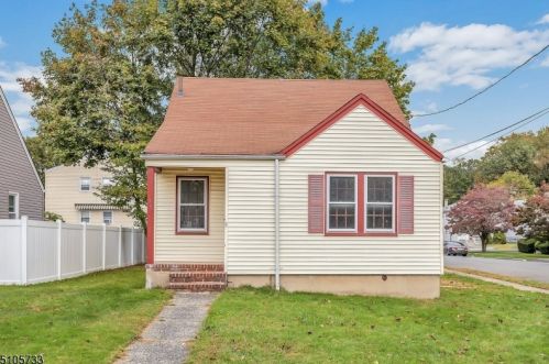 35 Birch St, Bloomfield, NJ 07003-4047