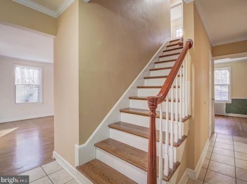 12500 Meadowood Dr, Silver Spring MD 20904-2928 exterior