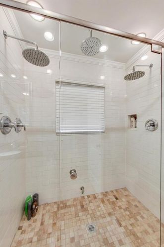 2452 Elizabeth Ann Ln, Atlanta GA  30324-3713 exterior