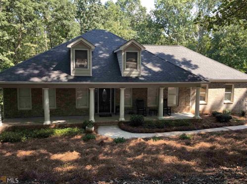 150 Skyview Dr, Social Circle, GA 30025-5150