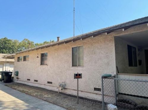 323 Alturas Ave, Modesto, CA 95351-3211