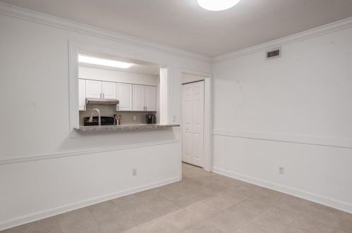 34 Arpege Way, Atlanta GA  30327-1020 exterior