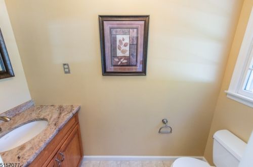 69 Lawrence Rd, Dover NJ  07869-3100 exterior