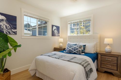 412 Monterey Ave, Capitola CA  95010-3614 exterior