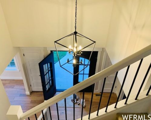 2992 Tracy Dr, Sandy UT 84093-2026 exterior