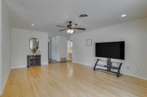 1712 Ridgmar Blvd, Fort Worth TX  76116-2048 exterior